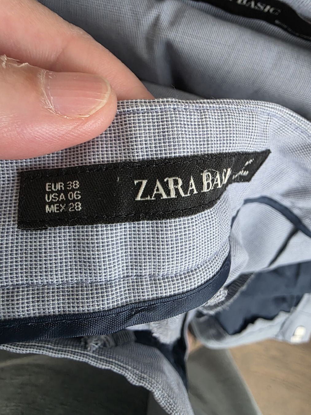 Zara Anzüge & Kostüme: ensemble 2 pièces  – Gebraucht aus Crissier von han_qn9v 2