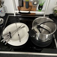 Ambiano Fondue Set mit Topf Gabeln und Tellern gebraucht
