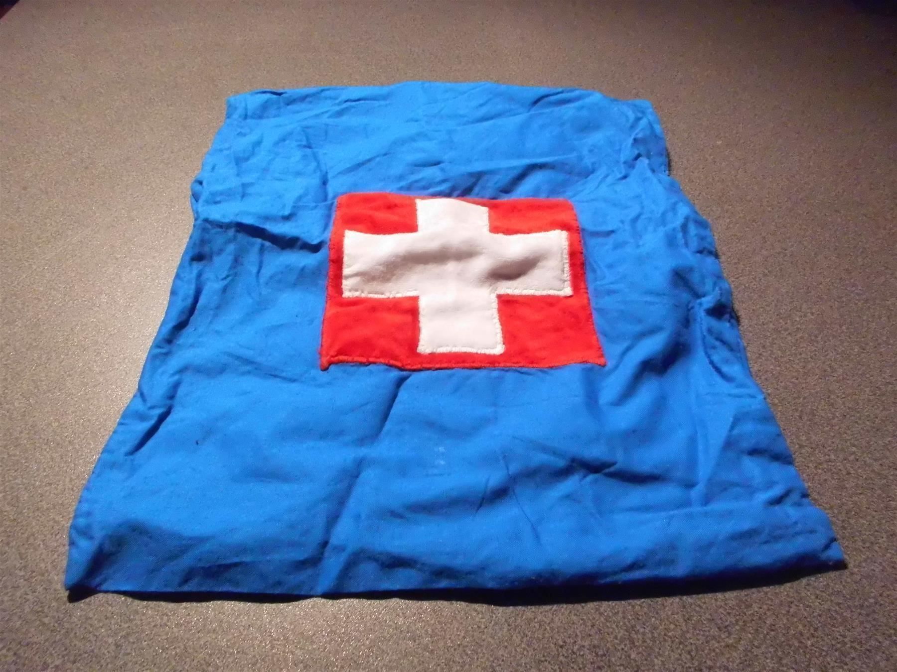 Bettwäsche: Kissenbezug blau, Schweizer Kreuz – Gebraucht aus Zürich von Motzkuh