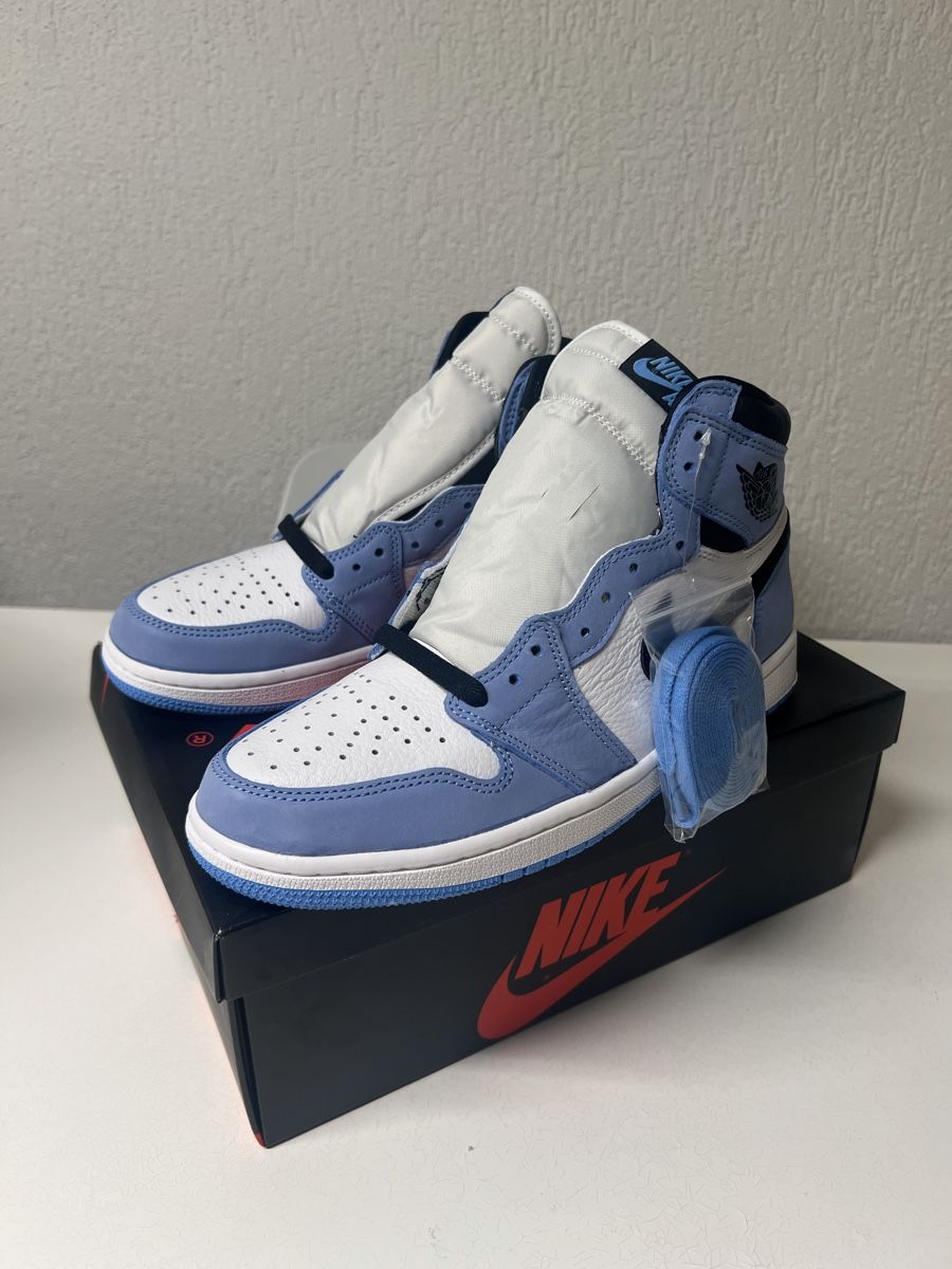 Jordan Scarpe da uomo: Jordan 1 Hyper Blue EU 42.5 – Nuovo e nell'imballaggio originale da Dübendorf venduto da Sneaker_Seller 1