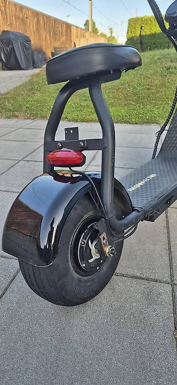 Veicoli elettrici: E-Roller  Perfekt für den Sommer – Usato da Seon venduto da ard_8cwt 2