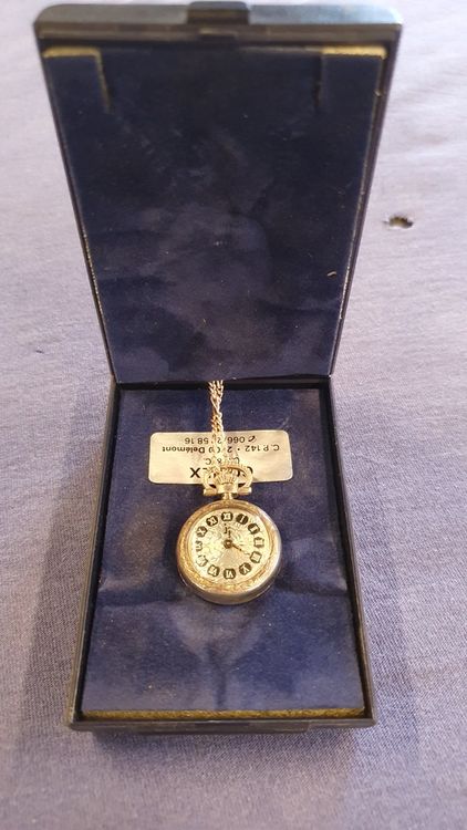 Montre Mécanique Dame Vintage - Mouvement Manuel, Aiguilles, Style Rétro