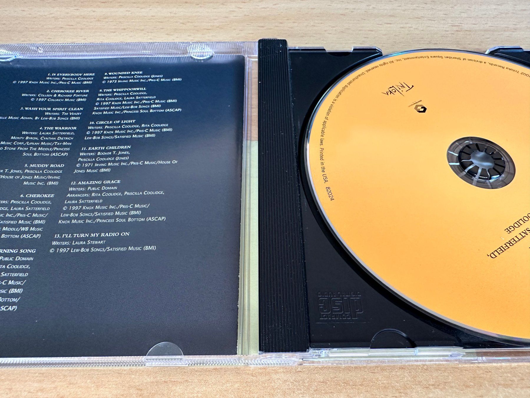 CD: Walela – Walela – Usato da Rikon im Tösstal venduto da Alpenmutz 2