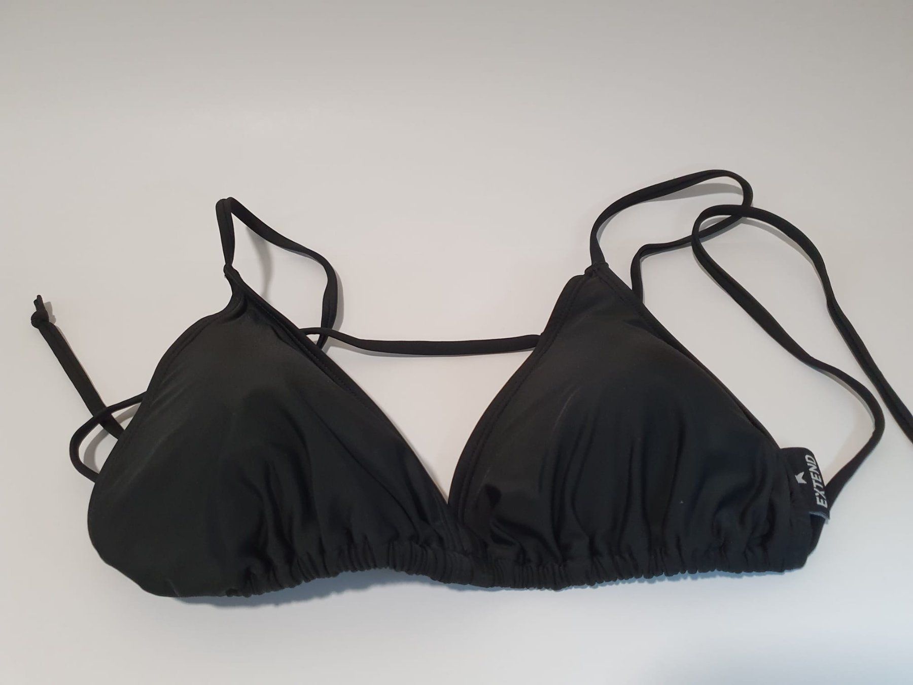 Badekleider & Bikinis: Damenbikinioberteil Extend Größe 44 – Neu und originalverpackt aus Genève von Pandinet