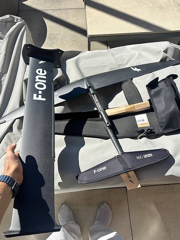 Tavole da surf e di nuoto: F-One Jam 1400 Pumpfoil Set – Usato da Zürich venduto da yayaa
