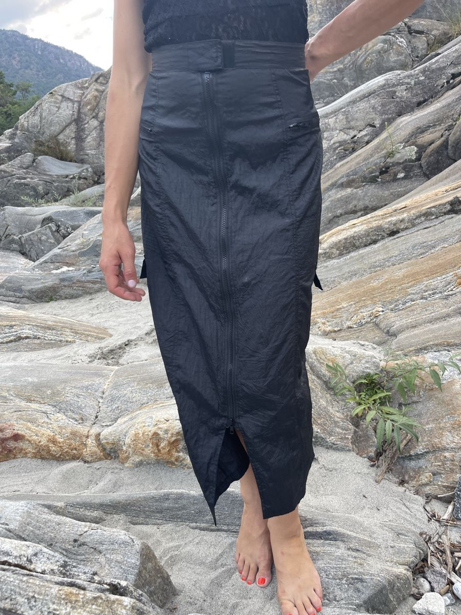 Gonne: Gonna lunga nera con zip e tasche-tgM/L – Nuovo (secondo la descrizione) da Gordevio venduto da LanaZimm 2