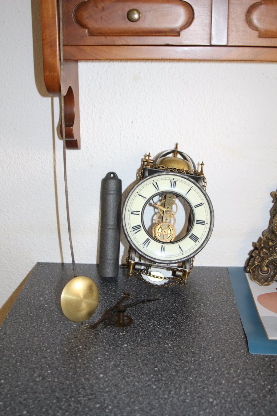 Pendules & Horloges murales: Wanduhr Defekt – Défectueux à Benglen par polli77