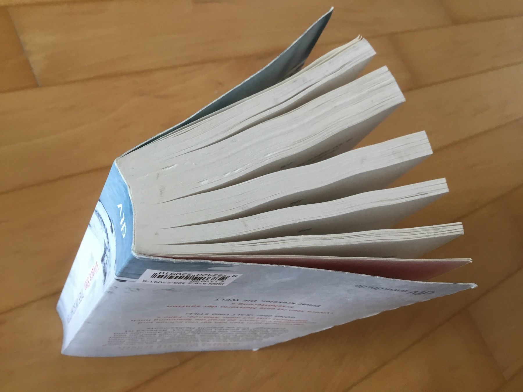 Libri: Viveca Sten - Tief im Schatten – Usato da Kerzers venduto da Georges3210 3