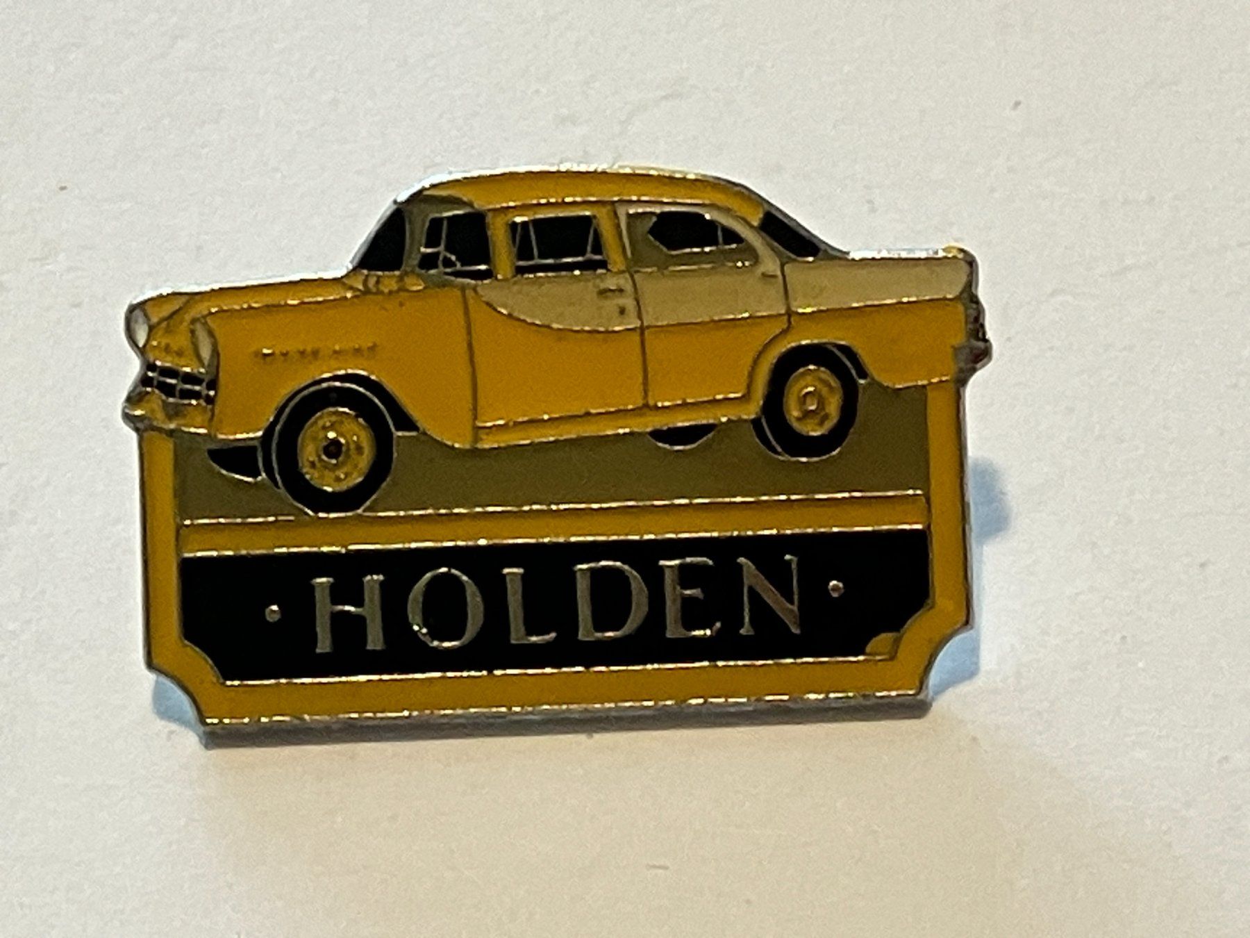 Plaketten & Abzeichen: 1 Pin Holden – Gebraucht aus Basel von djwwpp
