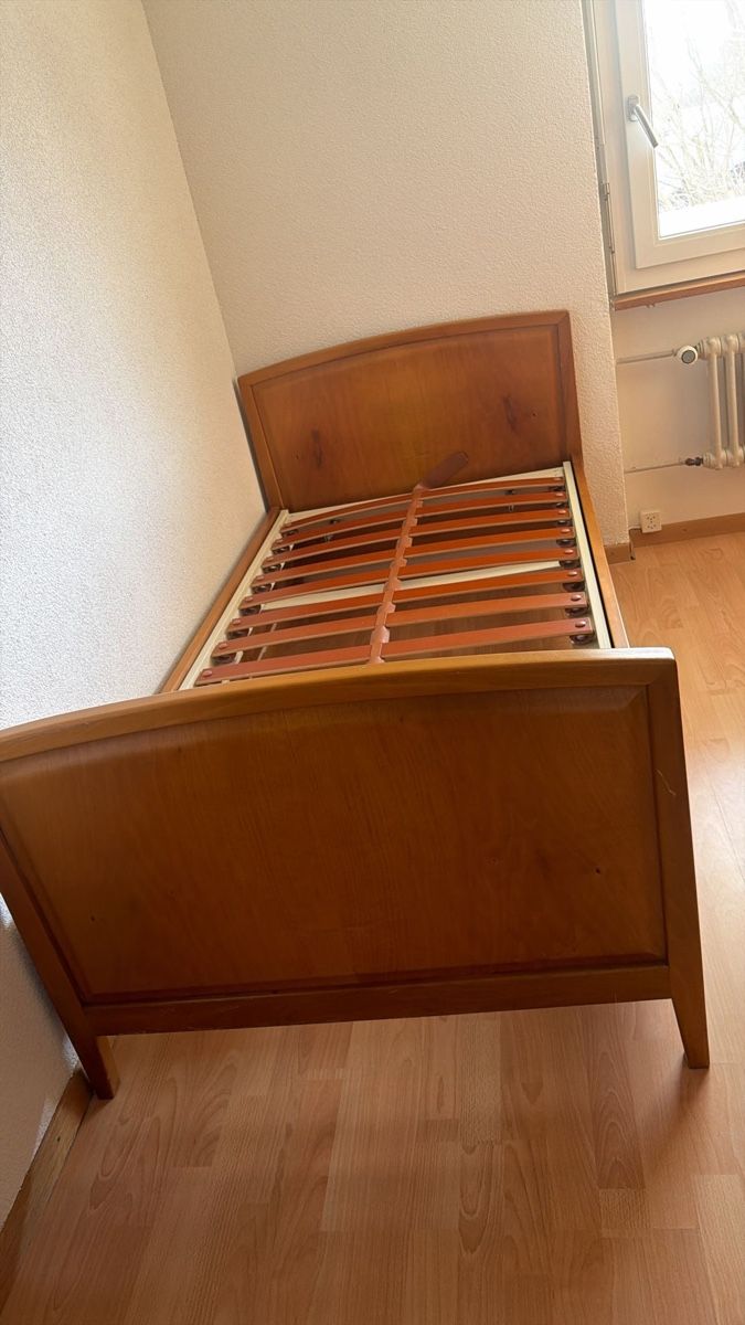 Letti: Bett – Usato da Rüfenacht BE venduto da Users