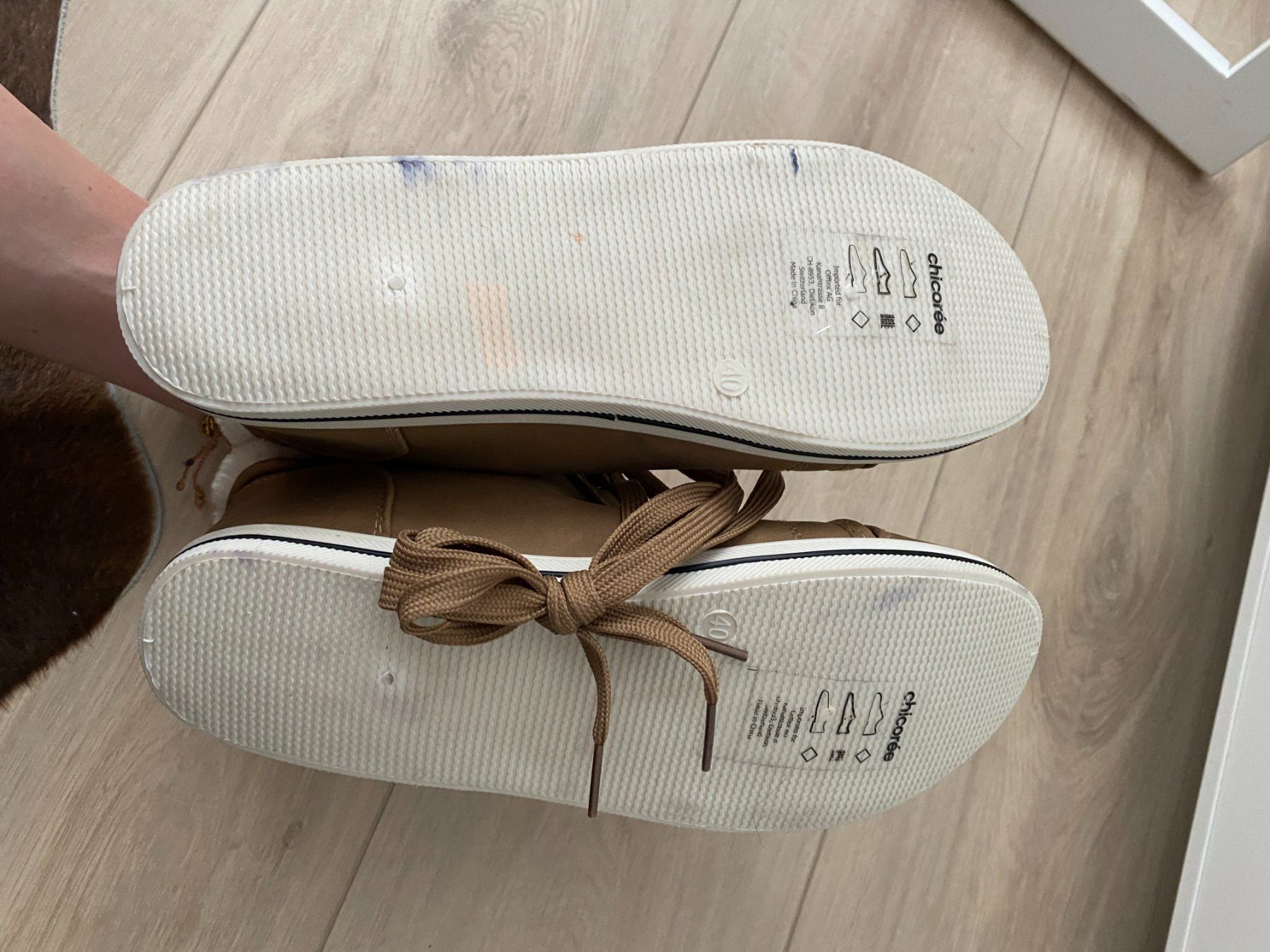 Scarpe da donna: warme Boots Gr. 40 - wie neu – Usato da Füllinsdorf venduto da Sunnebliemli7 4