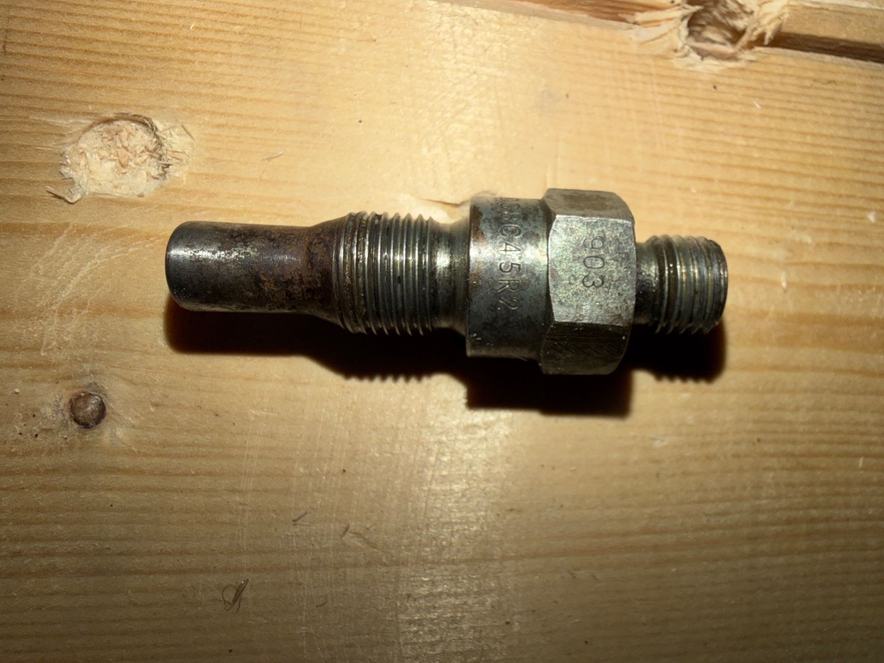 Mercedes-Benz Tutti pezzi di ricambio auto: 6x Einspritzdüse, Mercedes Oldtimer M127/129/130 gebraucht, – Usato da Luzern venduto da Basa73 9