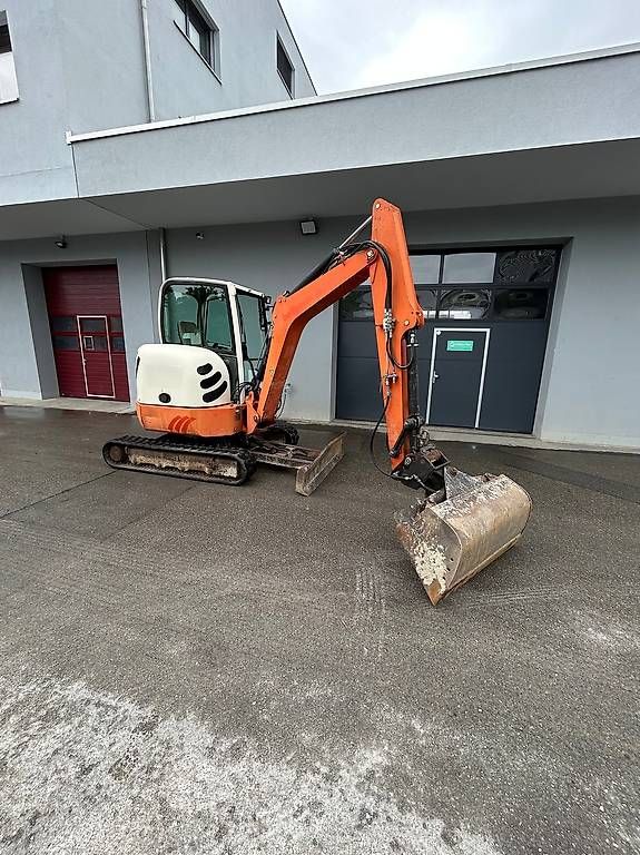 Terex Escavatori: Bagger Terex TC37 - Minibagger - Raupenbagger – Usato da Grüningen venduto da Werk89.zuerich 1