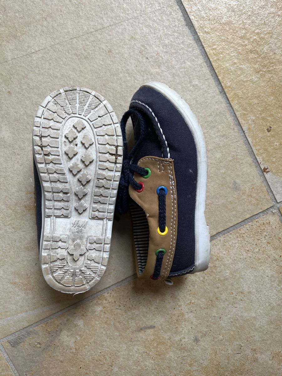 Chaussures garçon: Mocassins garçon pointure 24 – D'occasion à Villars-Bramard par dadesc 2