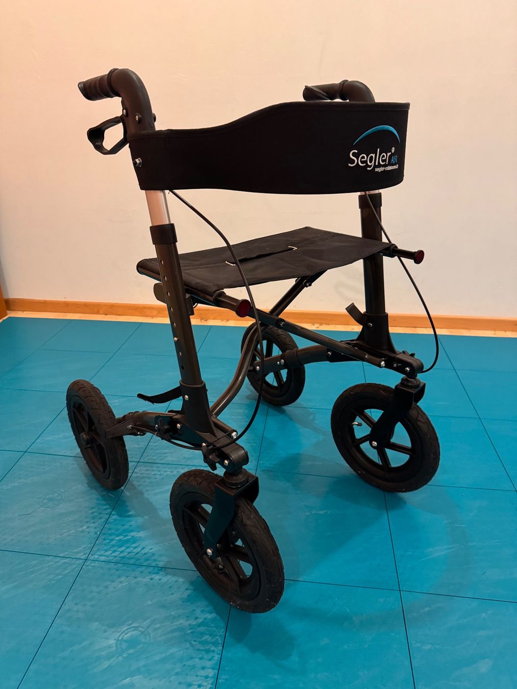 Ausili per la deambulazione: Rollator Segler Air – Usato da Dietlikon venduto da Ghostm 1
