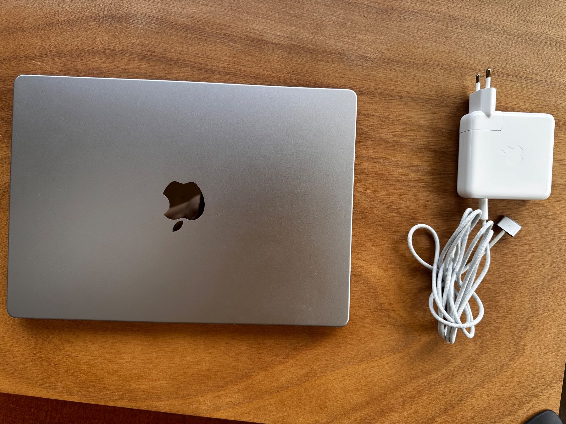 Apple Notebook: Apple MacBook Pro 14" - M1 Pro - 32 GB RAM - 1 TB SSD – Usato da Birmensdorf ZH venduto da paw_m9vx 1