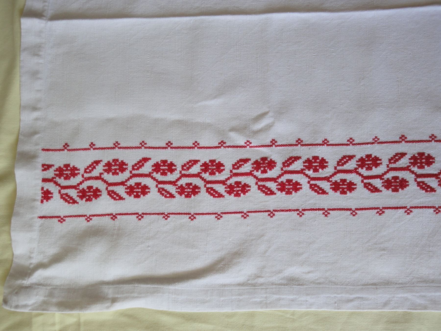 Coperte: Tischdecke mit Kreuzstich - Bauernstil – Usato da Chur venduto da omonia 1