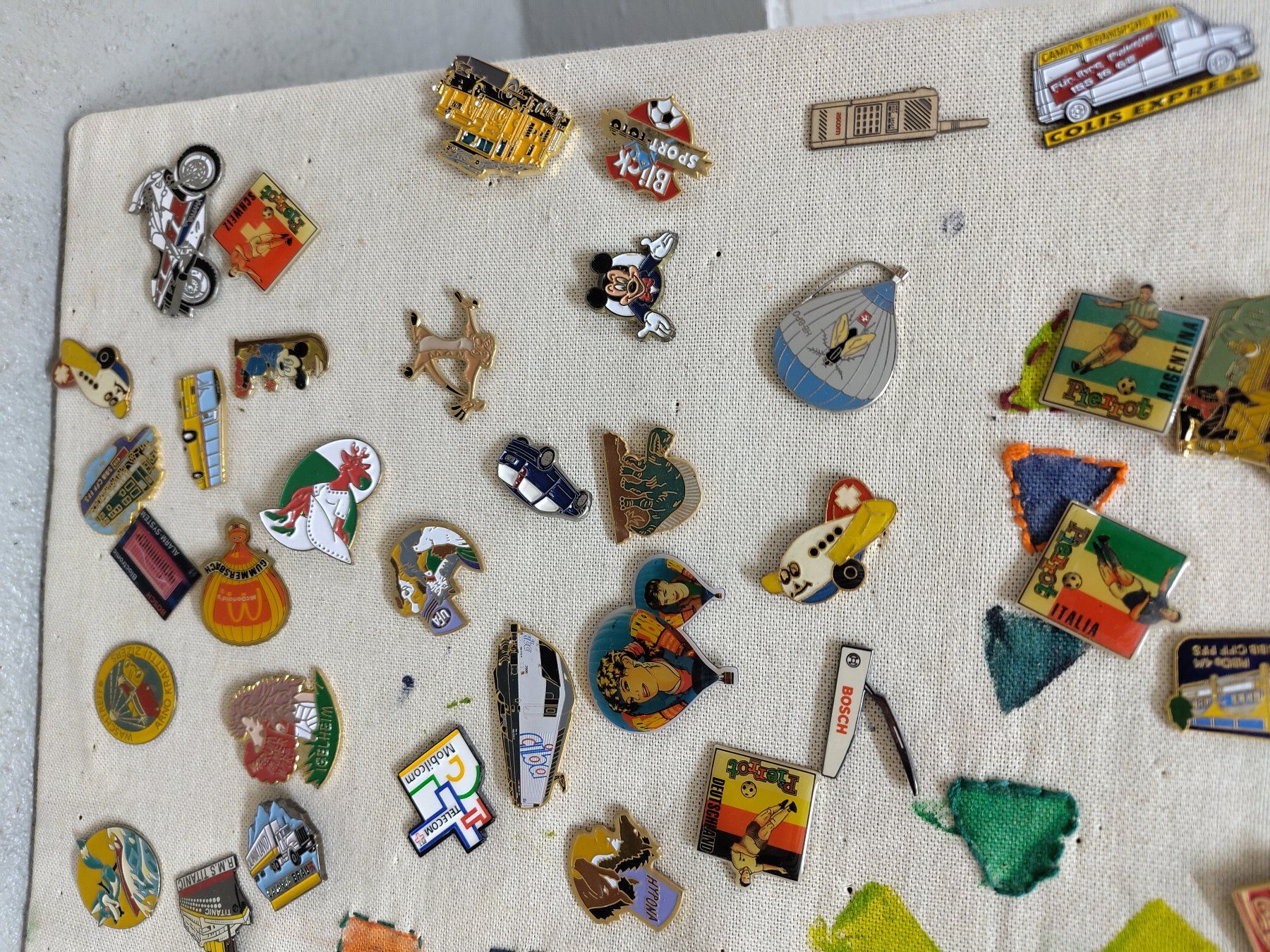 Rimorchi: Pin-Sammlung – Usato da Ronco sopra Ascona venduto da ghurli 2