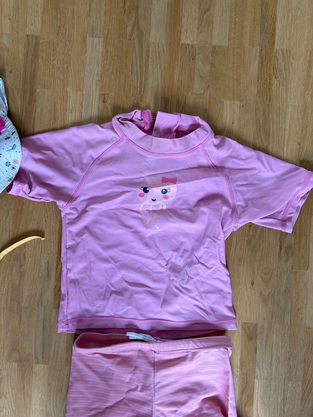 Costumi da bagno & Bikini: Kleiderpaket Bade Set Mädchen Grösse 86/92 – Usato da Pfungen venduto da olipop_91 1