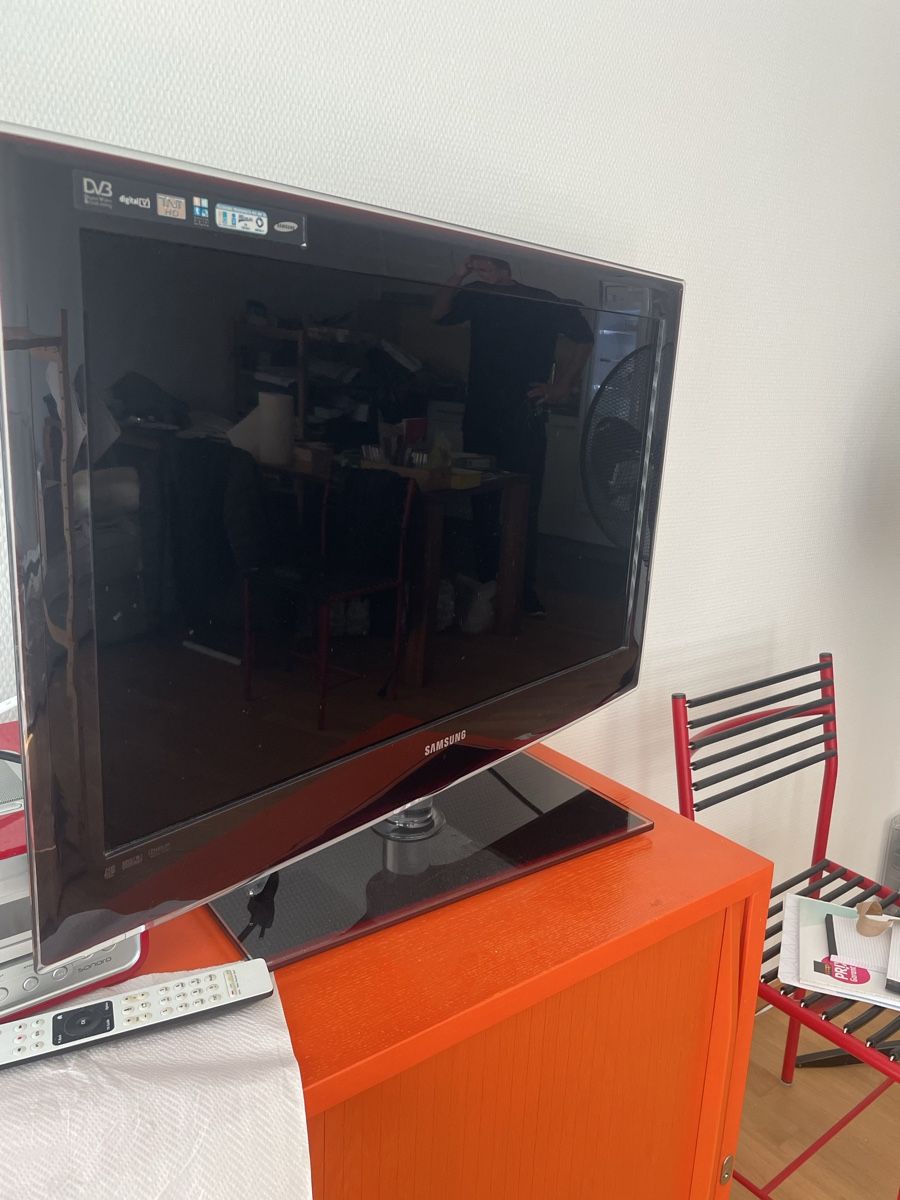 Samsung Televisori: Fernseher von Samsung – Usato da Uetikon am See venduto da Wigglo 1