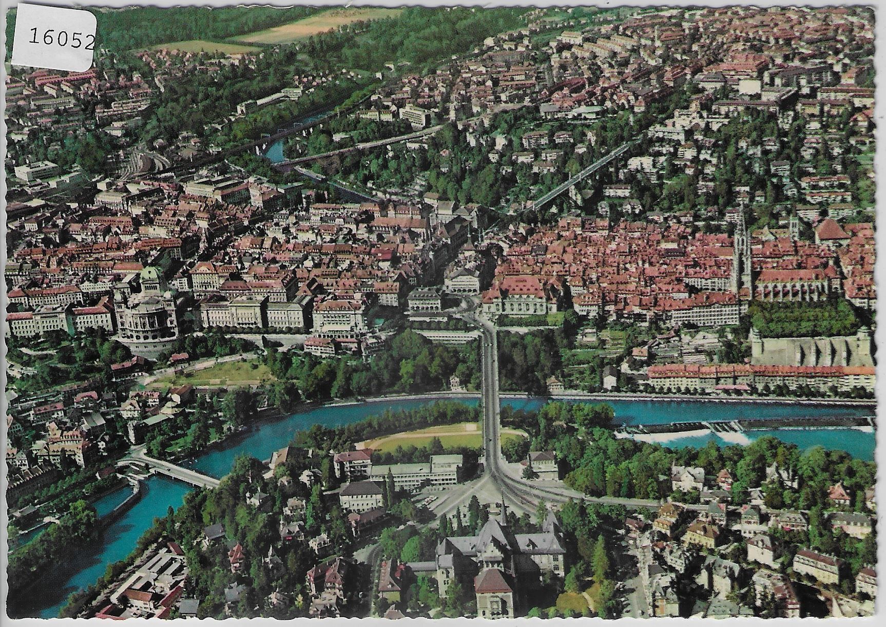Cartoline postali: Flugaufnahme Bern - Stadtzentrum – Antico da Ettingen venduto da Kartenplanet