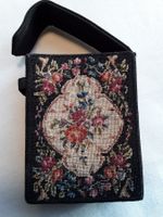 Antikes Zigaretten Etui ca 1890 Handbestickt