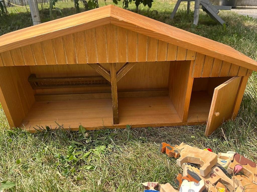 Giocattoli: Holzspielzeug Bauernhof – Usato da Tägertschi venduto da jen_8brl 1