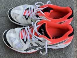 ASICS Hallenturnschuh!