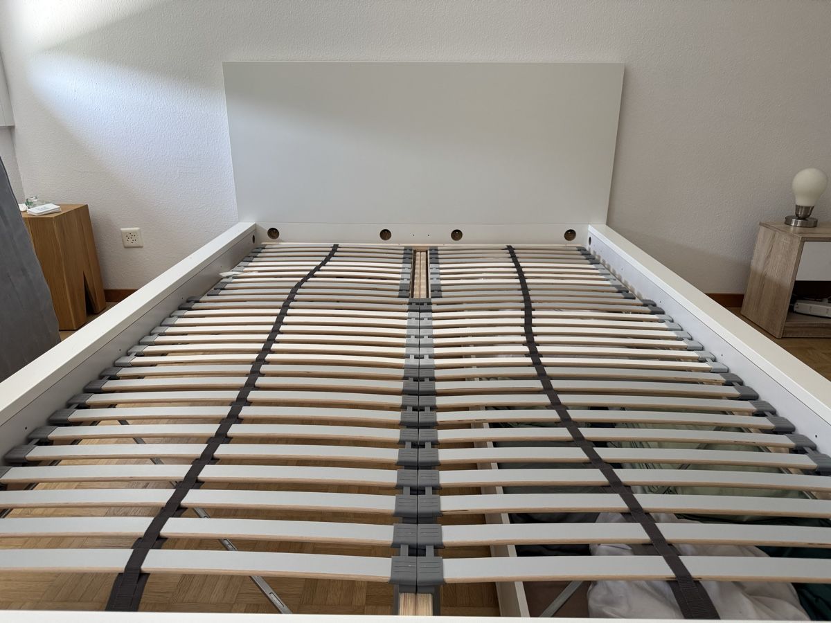 Letti: Bett 140 x 200 cm mit Lattenrost – Usato da Bremgarten b. Bern venduto da cle_8mld 1