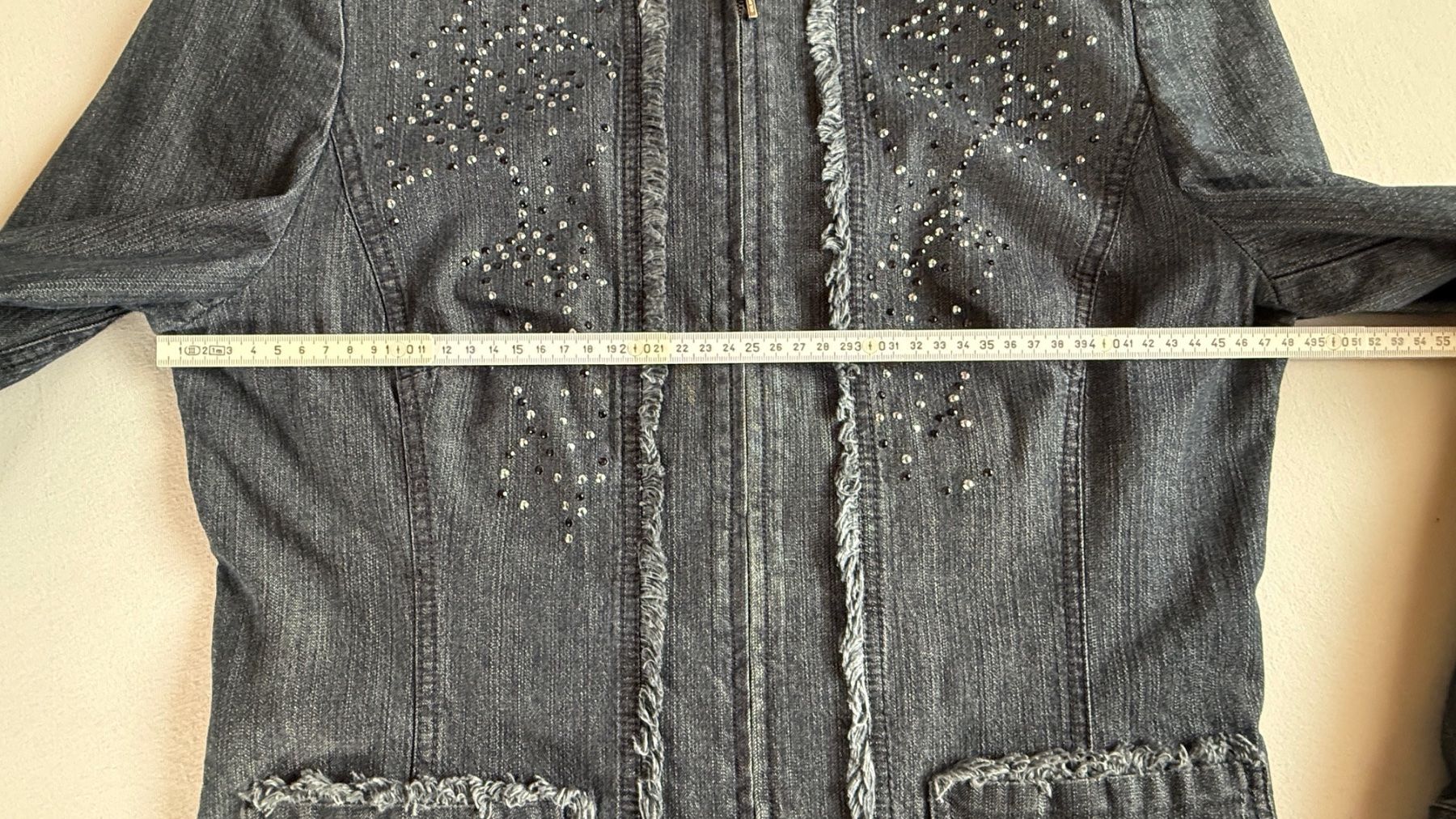 Gil Bret Giacche: Jeans Jacke Gil Bret mit Glitzer – Usato da Samedan venduto da Gischpel25 2