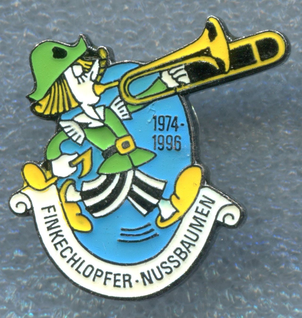 Placchette & Badge: Finkechlopfer Nussbaumen  1974-1996 – Usato da Winterthur venduto da Sammleroase