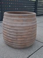 Blumentopf rund aus Ton