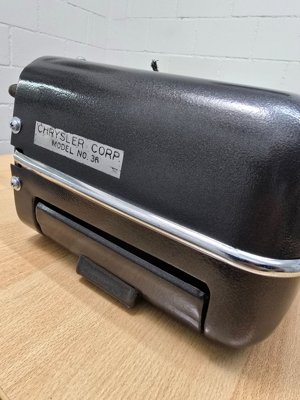 Radiateurs: Mopar Oldtimer Heizung – D'occasion à Hüntwangen par Scarciglias-Antiques 5
