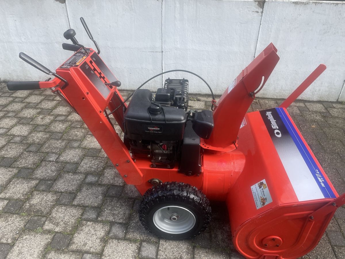Tutte le macchine: Schneefräse Simplicity 80cm – Usato da Einsiedeln venduto da Moserrob 1