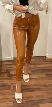 Lackhosen braun NEU Calzedonia