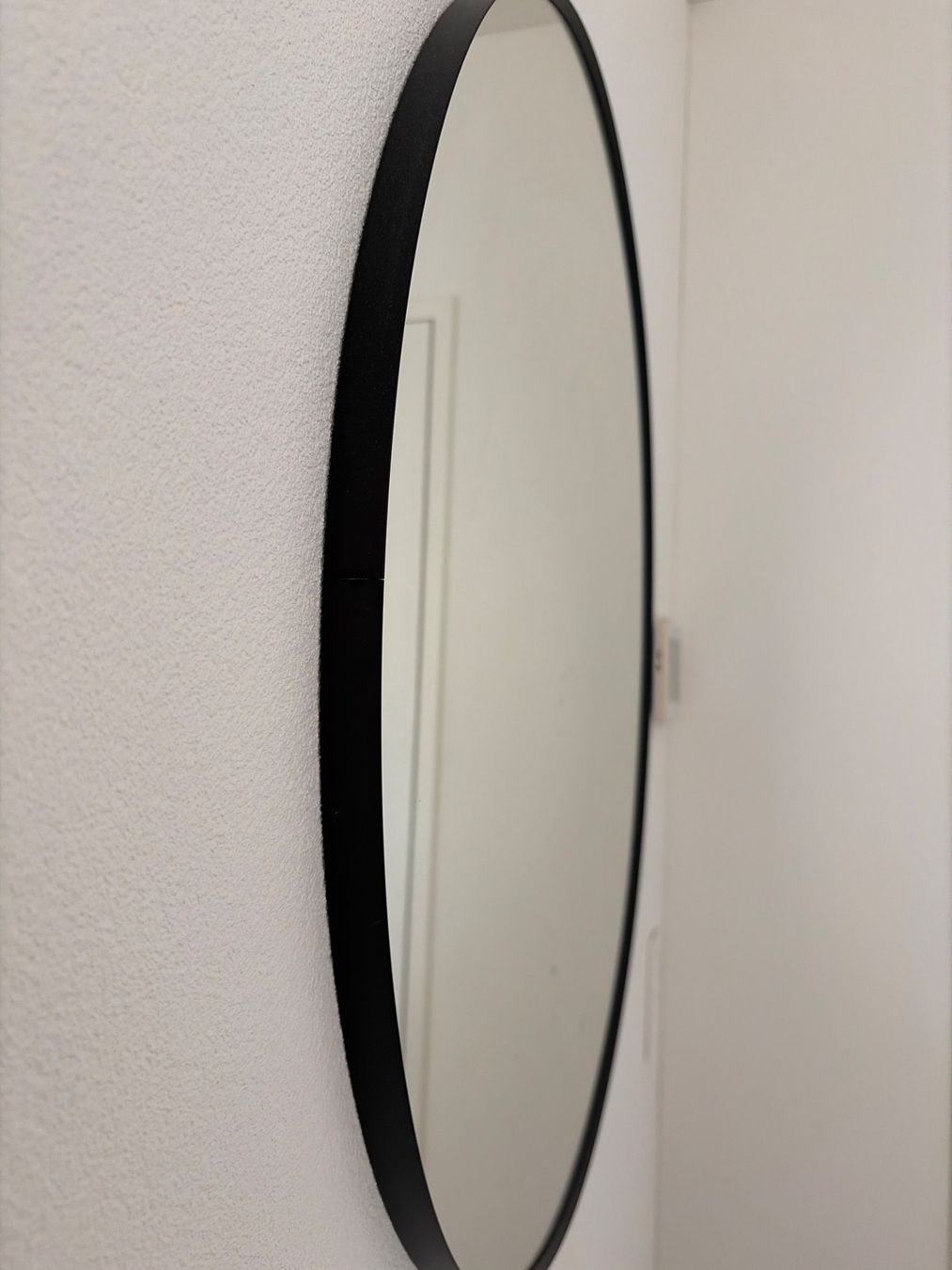 Ikea Miroirs: Oval mirror black frame good condition – D'occasion à Basel par den_5kvn 2