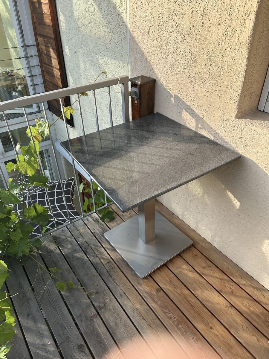 Tables: (Balkon?)-Tisch mit Granitplatte – D'occasion à Wila par Chruschty 2