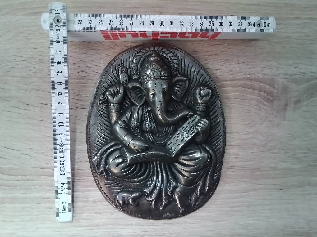 Tutte le decorazioni: Ganesha Walldecor Metall silberfarbig – Usato da Zofingen venduto da Loop_ReSale 3