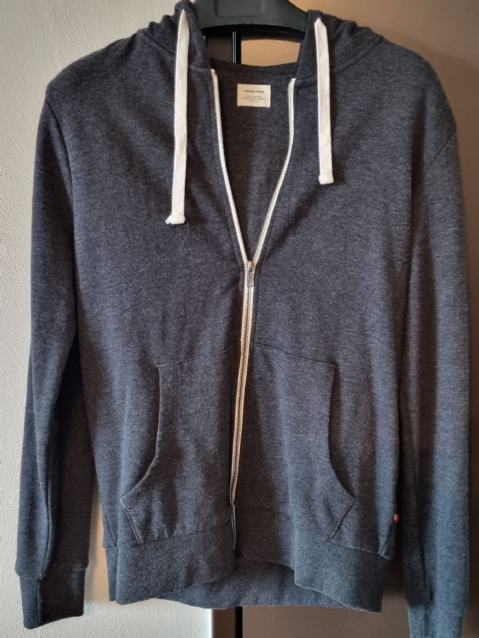 Jack & Jones Pullover & Sweatshirts: Jack and Jones Hoodie, Kapuzenpullover M – Gebraucht aus Reichenburg von Mede04