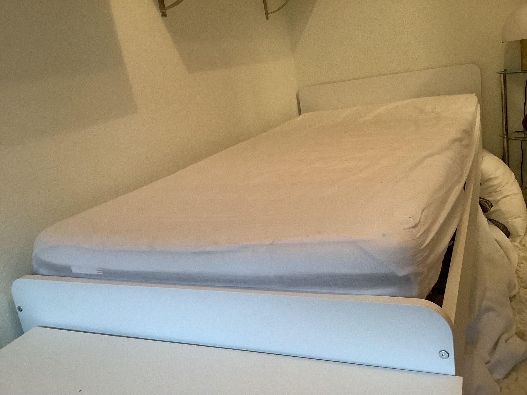 Ikea Lits: Lit IKEA Släkt 90/200 – D'occasion à Chancy par Capu19