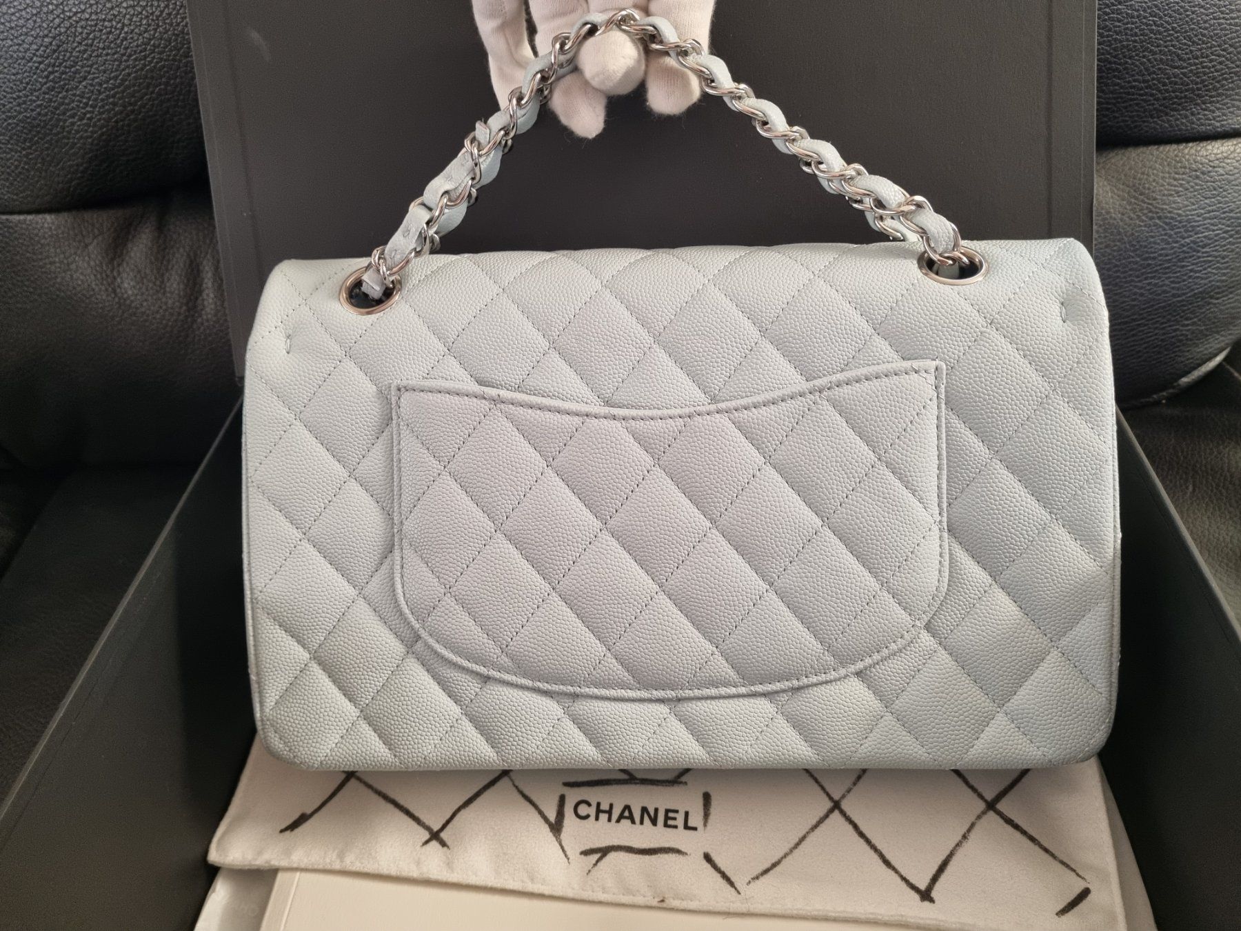 Chanel Borse da donna: Chanel  Classic blue cavier with silver handware🩵 Medium – Nuovo (secondo la descrizione) da Zürich venduto da Stila17 3