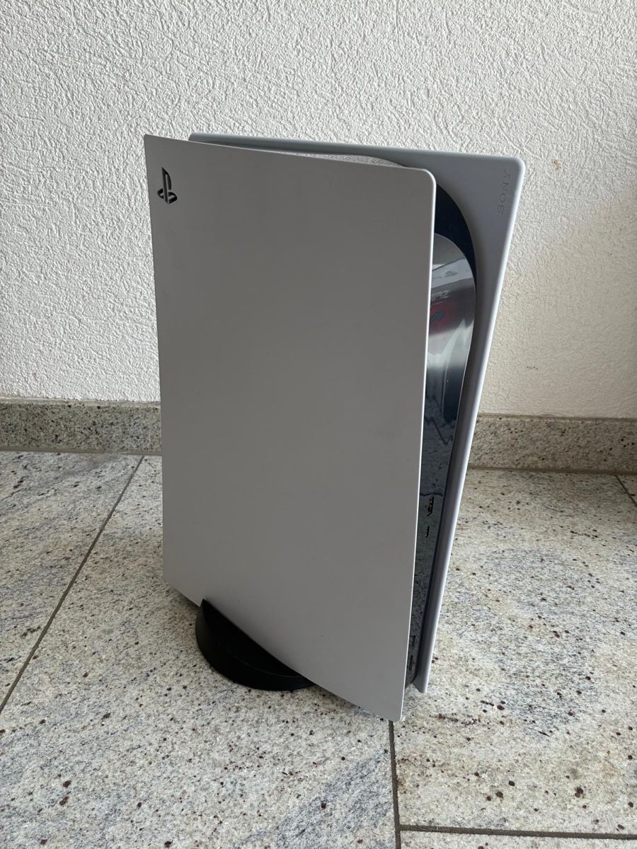 Sony Console: Sony PlayStation 5 Disc Edition – Usato da Dintikon venduto da hacer56 1