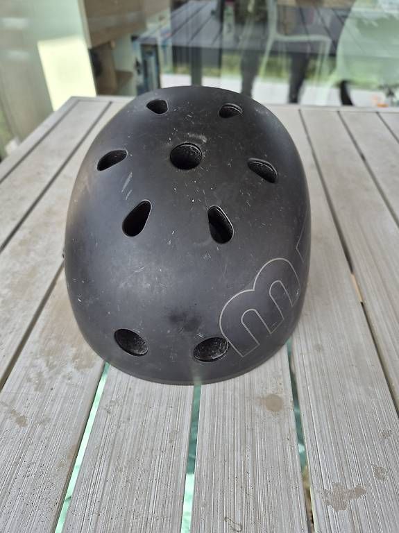 Casques: Casco multiuso Micro – D'occasion à Besazio par oma_qjz8 1