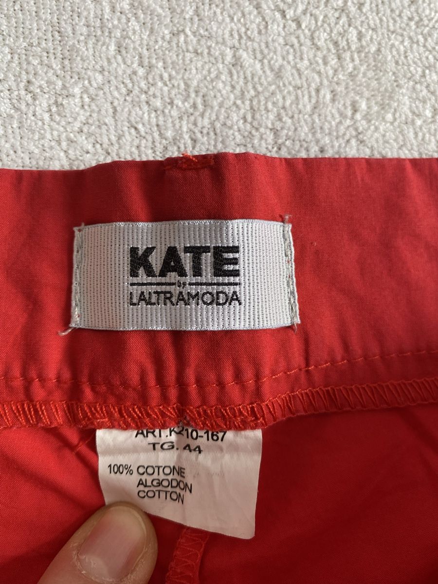 Pantaloni: Short rouge | Taille M – Usato da geneve venduto da cey_5ywd 1