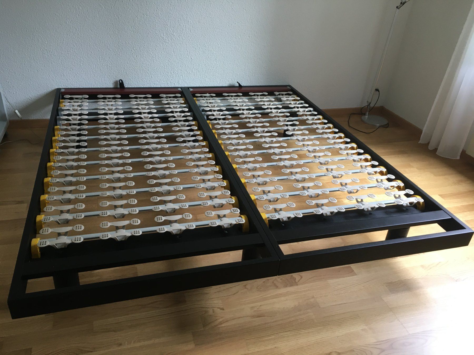 Thut Betten: Design Bett Thut – Gebraucht aus Bern von bern.bahnhof