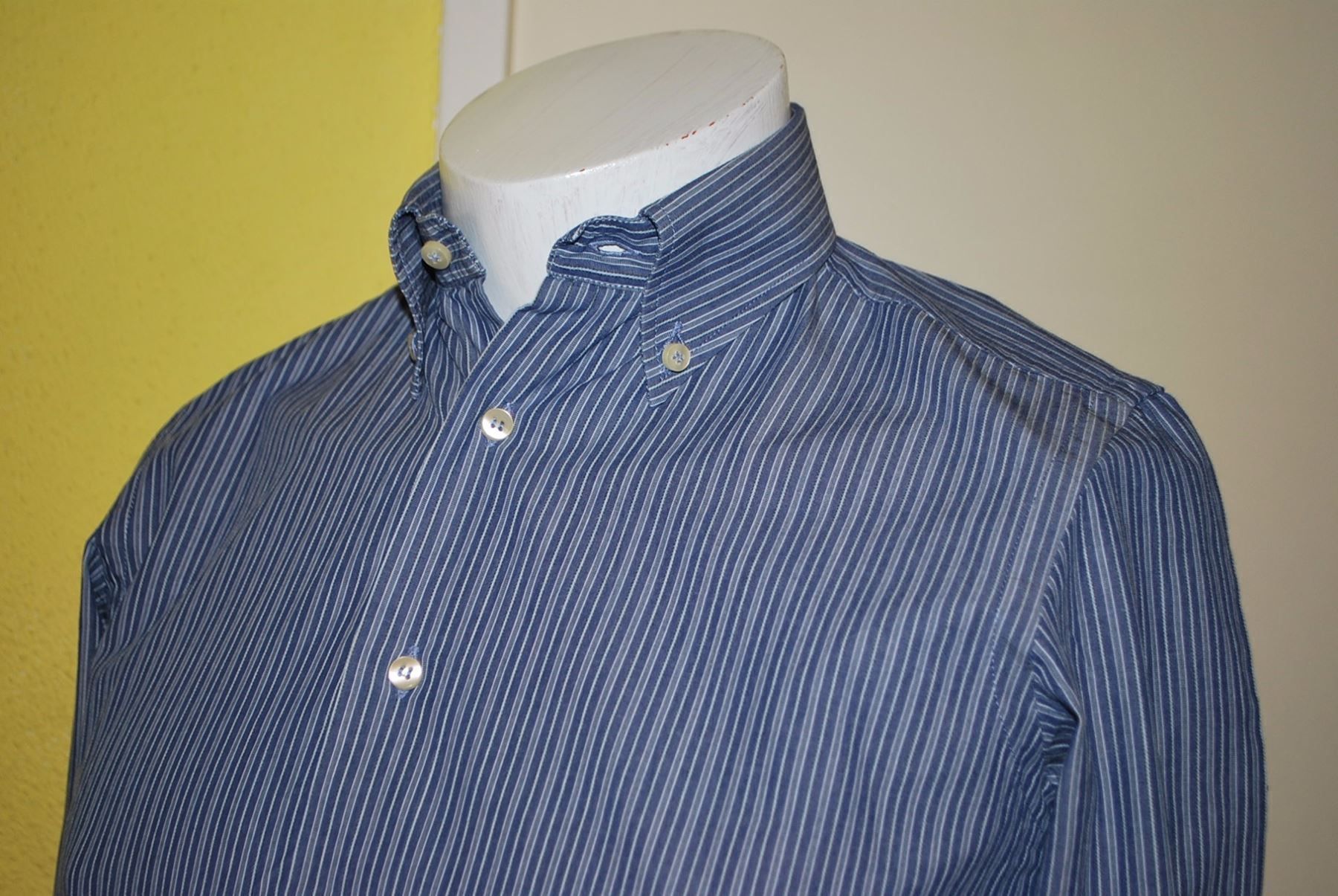 Balmain Camicie: BALMAIN Chemise / Hemd  taille / Grosse 38 (S) – Usato da Cossonay-ville venduto da Super-Price-Quality 1