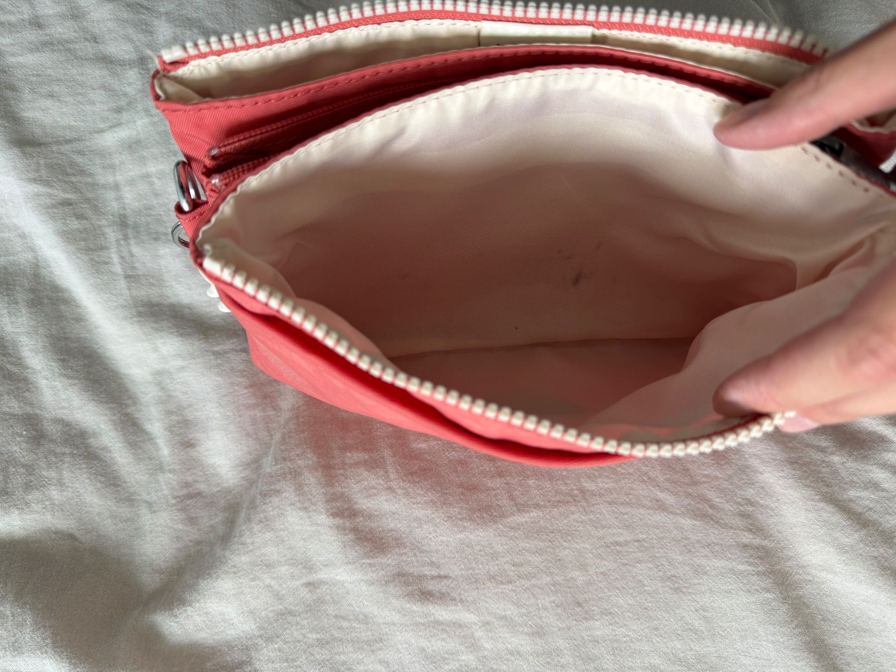 Kipling Autres vêtements & accessoires: Kipling pochette Riri – D'occasion à Meyrin par Enitsuj 4