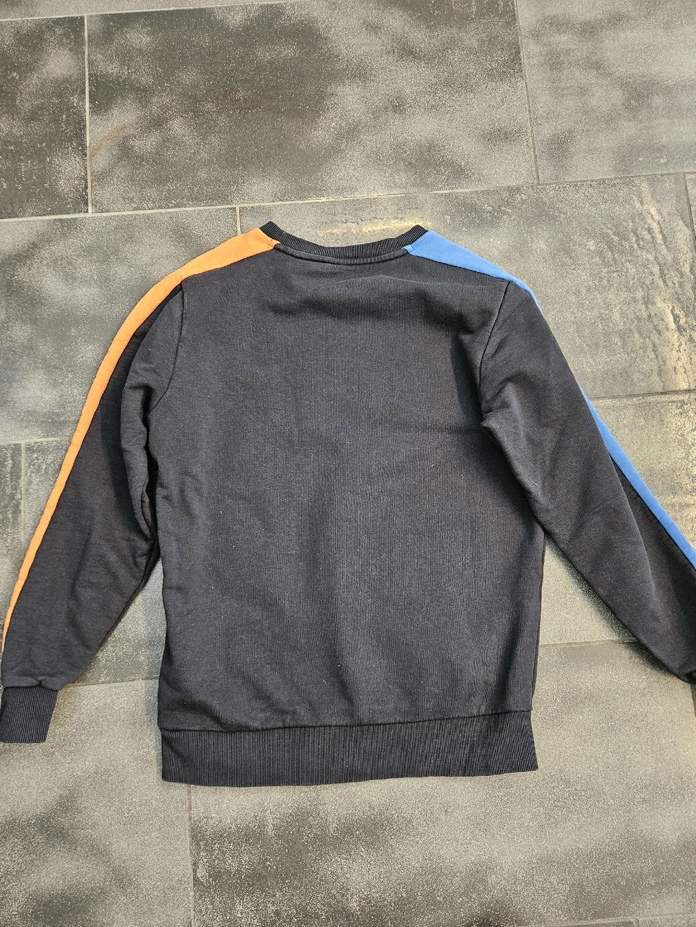 Puma Maglioni & Felpe: Puma Pullover Dunkelblau mit bunten Streifen Grösse S Herren – Nuovo (secondo la descrizione) da Ormalingen venduto da nomolnoi 3