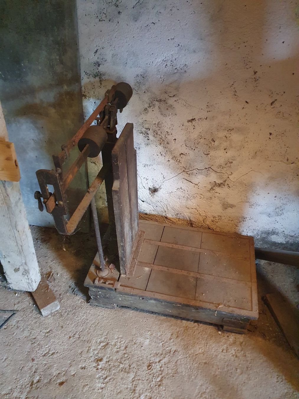 Bilance e pesi: Antike waage – Usato da Benken SG venduto da Fre633 1