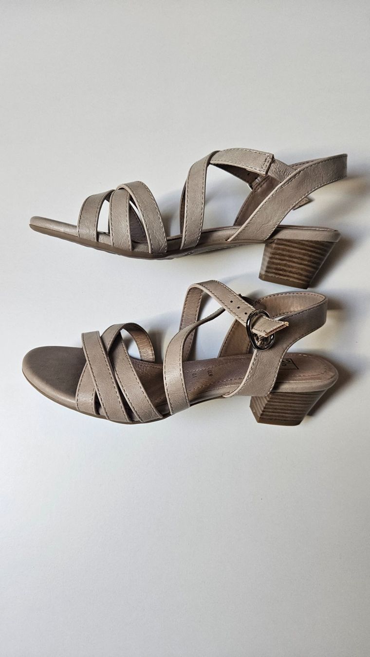 Scarpe da donna: Damen Sandaletten – Nuovo (secondo la descrizione) da Münchenbuchsee venduto da Yothu 1
